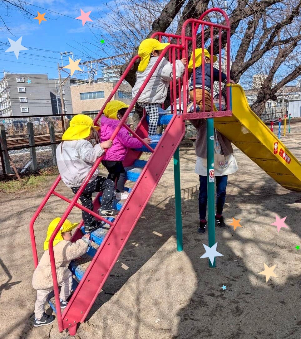 🥰✨🥰✨🥰✨🥰✨

ぴよぴよの子どもたちの
可愛らしい🥰ひとコマたち

すべり台がだいすきな子どもた